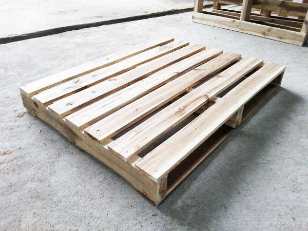 Pallet gỗ cũ